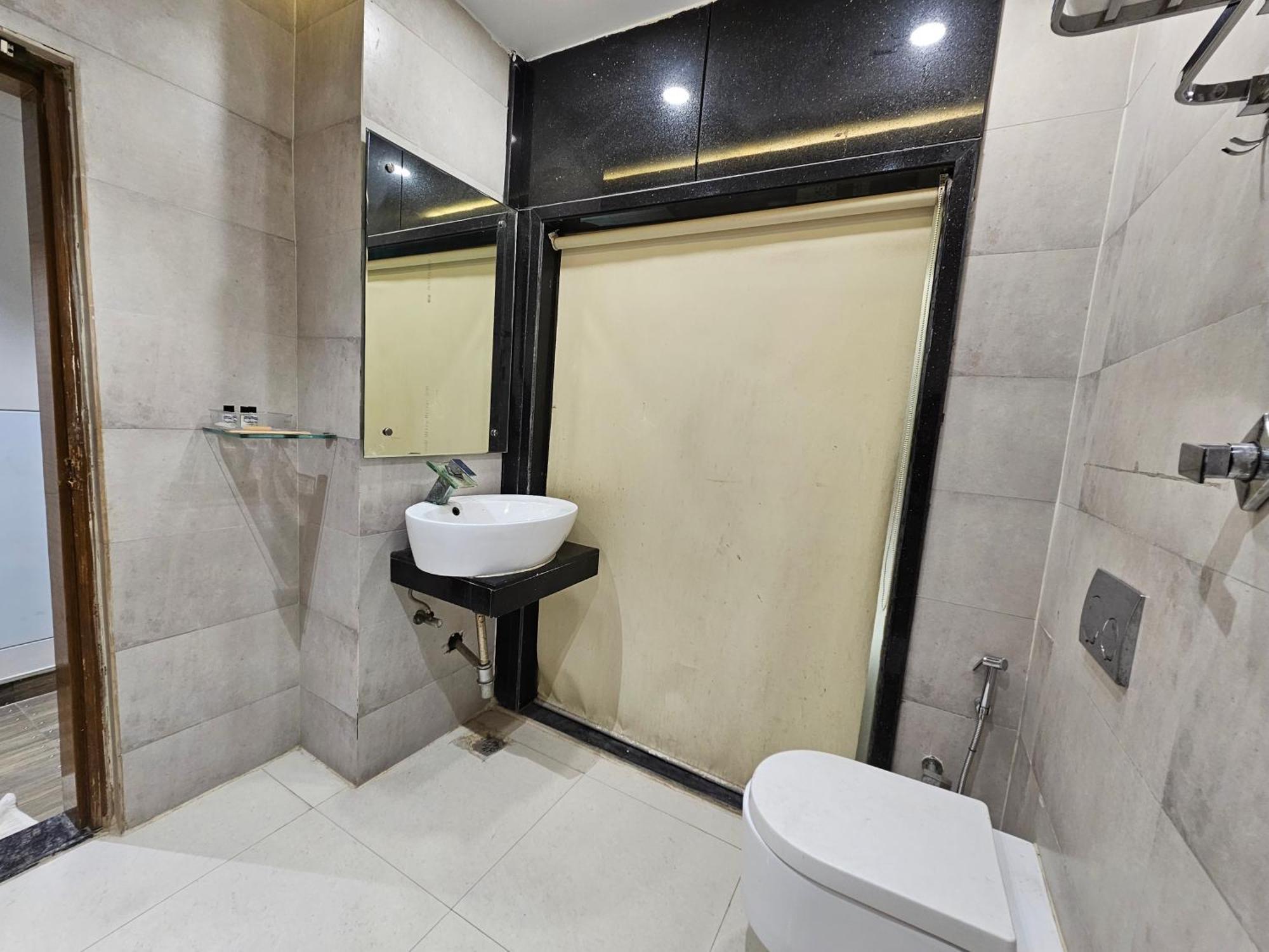 Hotel Mk Vivanta Gwalior Exterior foto